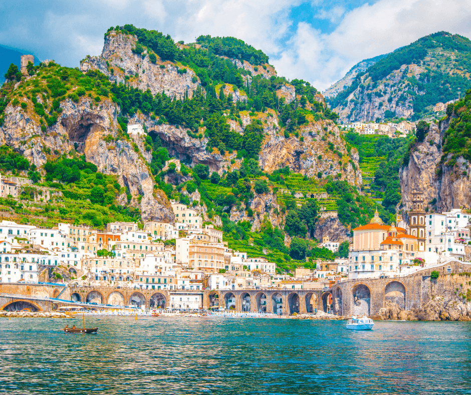 Die Küstenwanderungen entlang der Amalfiküste führen Sie ins wunderschöne Salerno