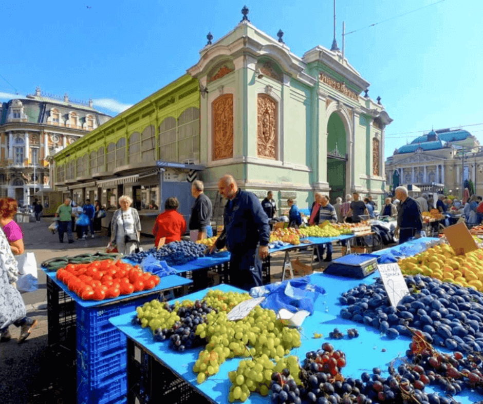 Frisches Obst und Gemüse oder auch Fischspezialitäten gibt es auf dem Markt von Rijeka zu entdecken